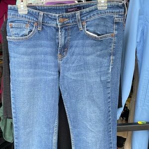 Levi’s Jeana 518